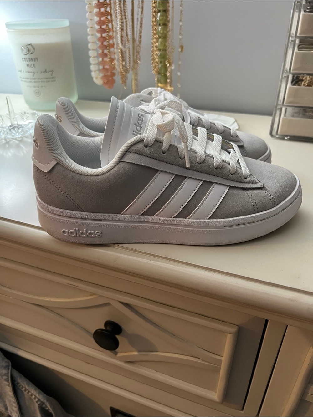 adidas Women's Light Grey & White Classic Court Sneakers